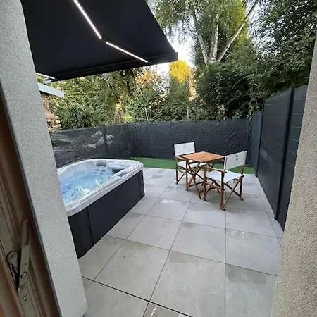 Apartment La Secrete Et Son Abrite
