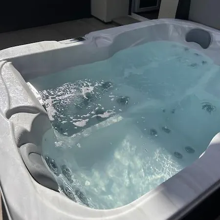 La Secrete Et Son Abrite * Nancy