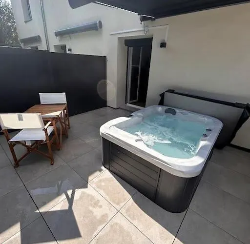 La Secrete Et Son Abrite * Nancy