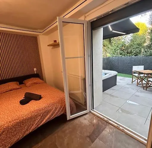 La Secrete Et Son Abrite Appartement *