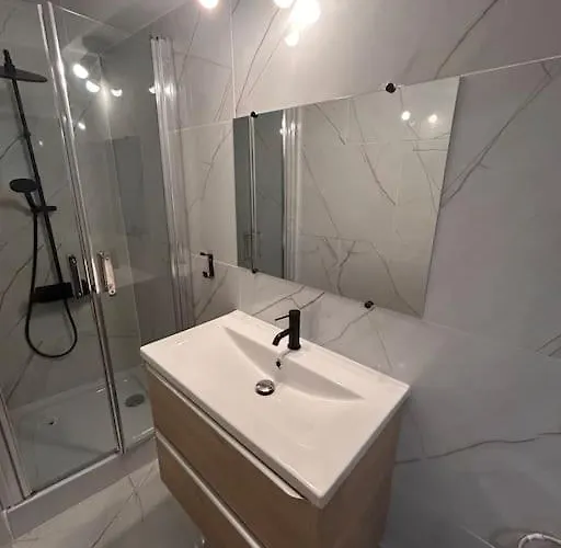 La Secrete Et Son Abrite Appartement *