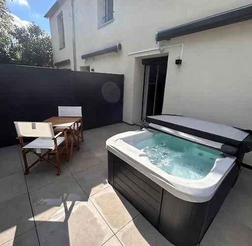 La Secrete Et Son Abrite * Nancy